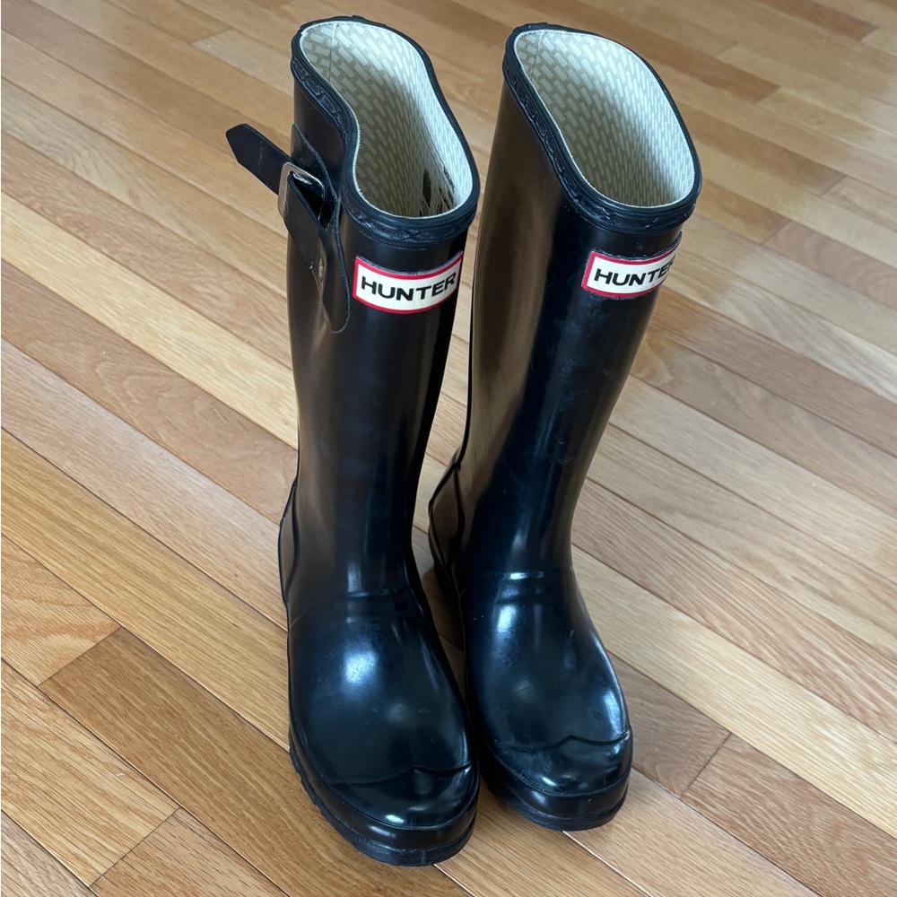 Kids glossy black hunter boots 2M/3F